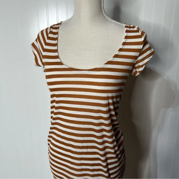 Ace Fashion | Striped Midi Dress - Picture 2 of 6